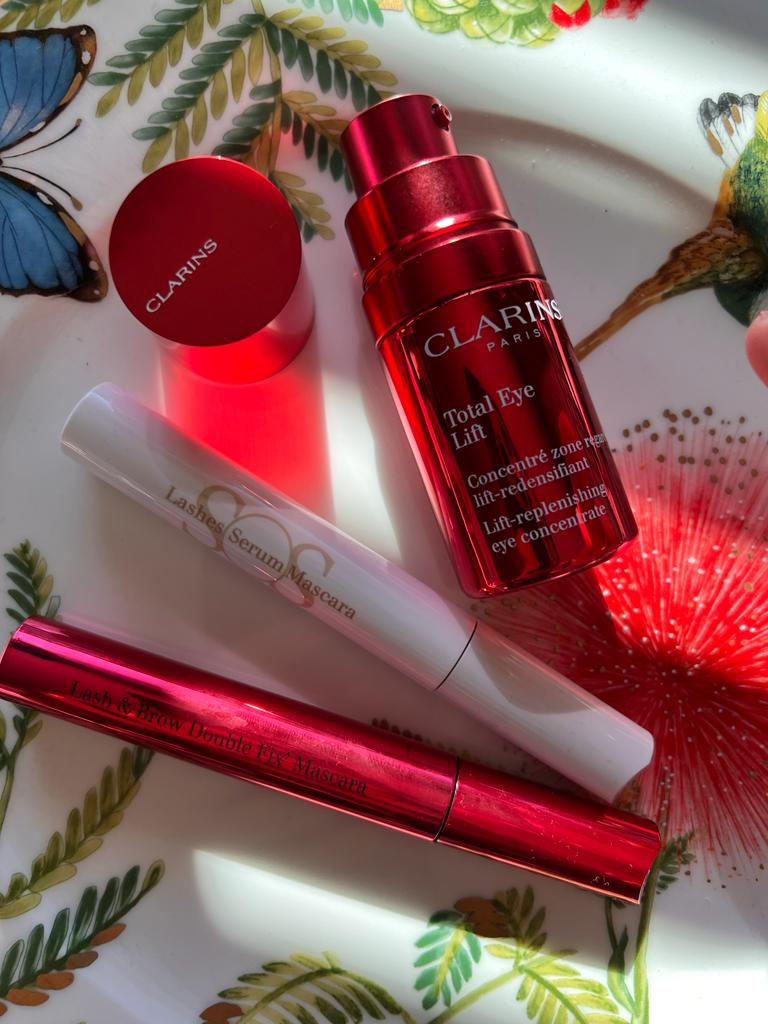 Fall Beauty Edit: Number 1 Products to get yourself pampered this season. Vinopure, Resveratrol-lift by Caudalie, Valmont V-Firm line, Hyaluronic Hydra-Foundation by Terry, Rêve de Miel by Nuxe, Clarins and more. 4