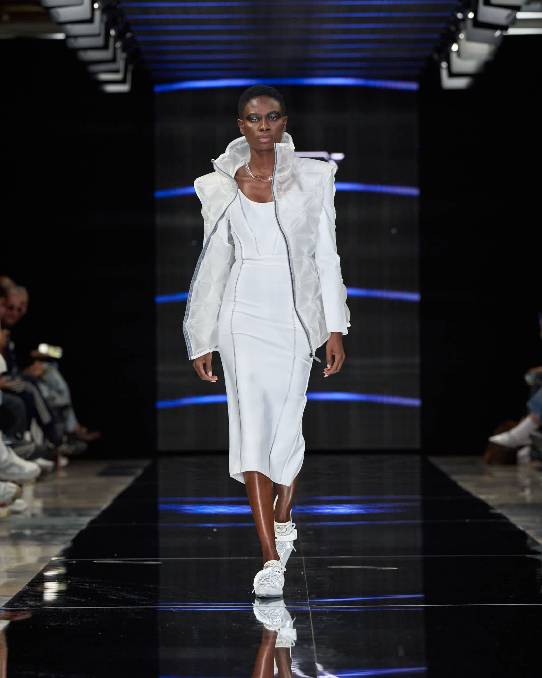 FROM QUANZHOU TO MILAN: SEPTWOLVES LEADS THE NEWBUSINESS TRAVEL FASHION ...