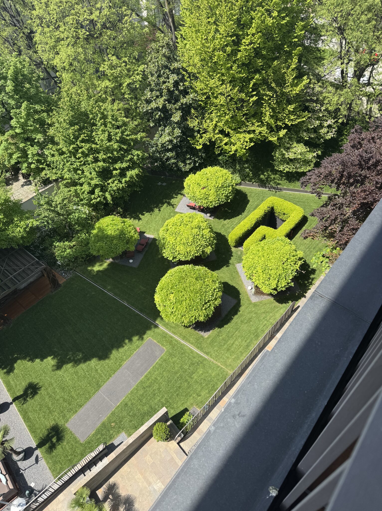 5 reasons to escape the busy life at Bvlgari Hotel Milano. A Luxurious and Unforgettable Family getaway. 7 5 reasons to escape the busy life at Bvlgari Hotel Milano. A Luxurious and Unforgettable Family getaway.