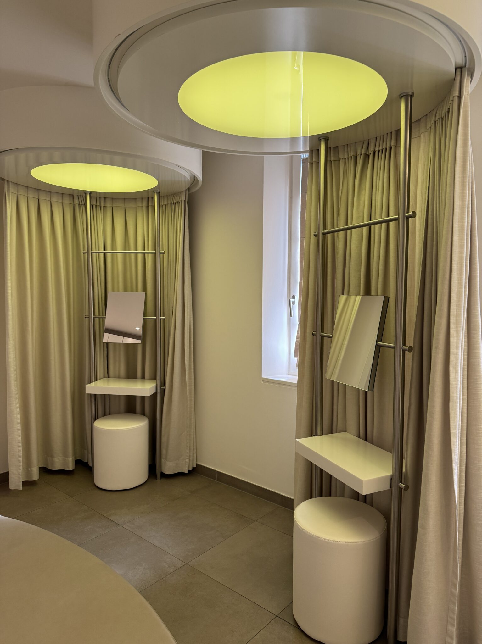 What you need to know about my life-changing stay at Clinique La Prairie in 2025. An honest review of the World’s most famous Revitalisation (longevity) Program in Montreux, Switzerland. 12 What you need to know about my life-changing stay at Clinique La Prairie in 2025. An honest review of the World’s most famous Revitalisation (longevity) Program in Montreux, Switzerland.