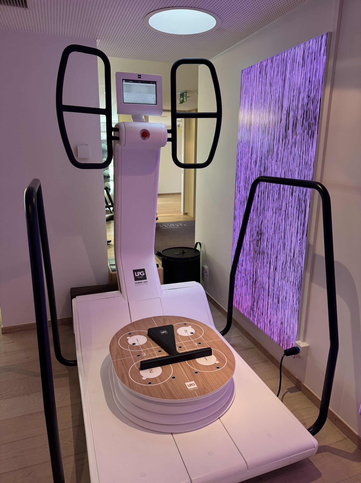 What you need to know about my life-changing stay at Clinique La Prairie in 2025. An honest review of the World’s most famous Revitalisation (longevity) Program in Montreux, Switzerland. 15 What you need to know about my life-changing stay at Clinique La Prairie in 2025. An honest review of the World’s most famous Revitalisation (longevity) Program in Montreux, Switzerland.