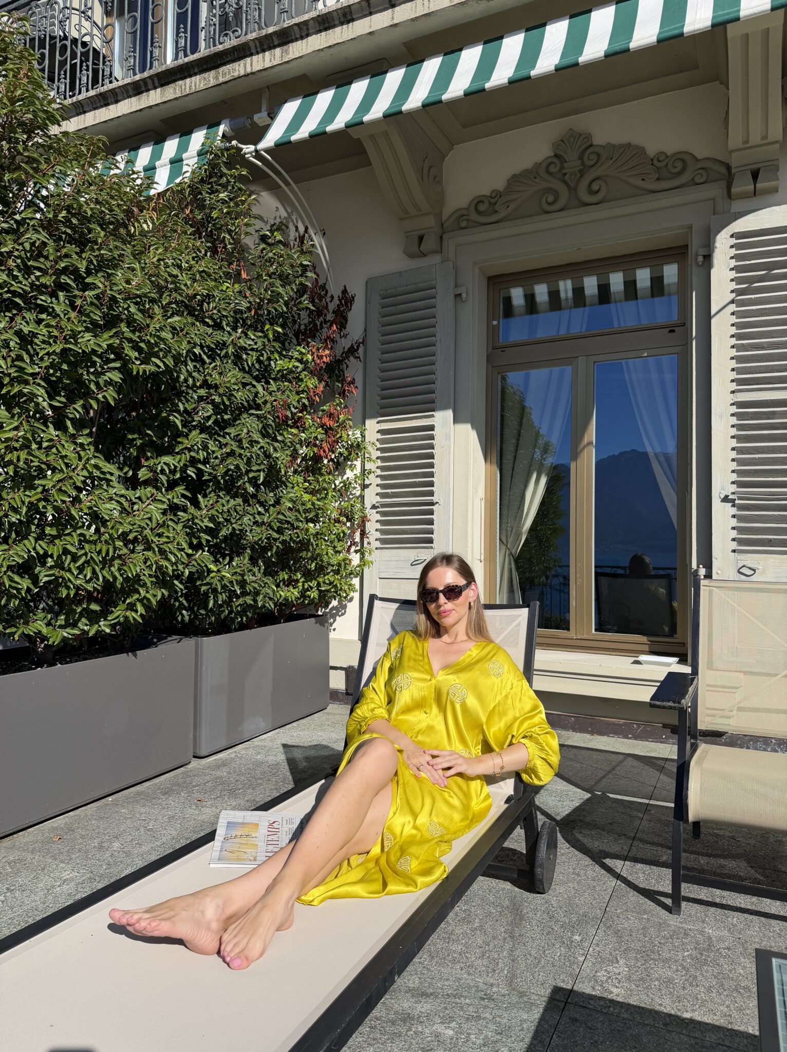 Hotel des Trois Couronnes in Vevey – A Timeless & Luxurious Palace on the Shores of Lake Geneva | Review by Swiss Influencer Bella Zofia | The #1 Hotel in Vevey. 41 Nestled on the Swiss Riviera in Vevey, Hôtel des Trois Couronnes represents a blend of heritage, luxury, and serenity. Facing the shimmering waters of Lake Geneva with the Alps towering beyond, it offers guests more than just a place to stay—it offers an experience steeped in culture, elegance, and personalised comfort. I stayed in the hotel with my husband, and I wanted to focus on a wellness stay, filled with spa time, massages and rejuvenating time by the lake. It turned out that it was the perfect location for this style getaway. A place that is tranquil, yet elegant, beautiful and with this beautiful Palace aura.