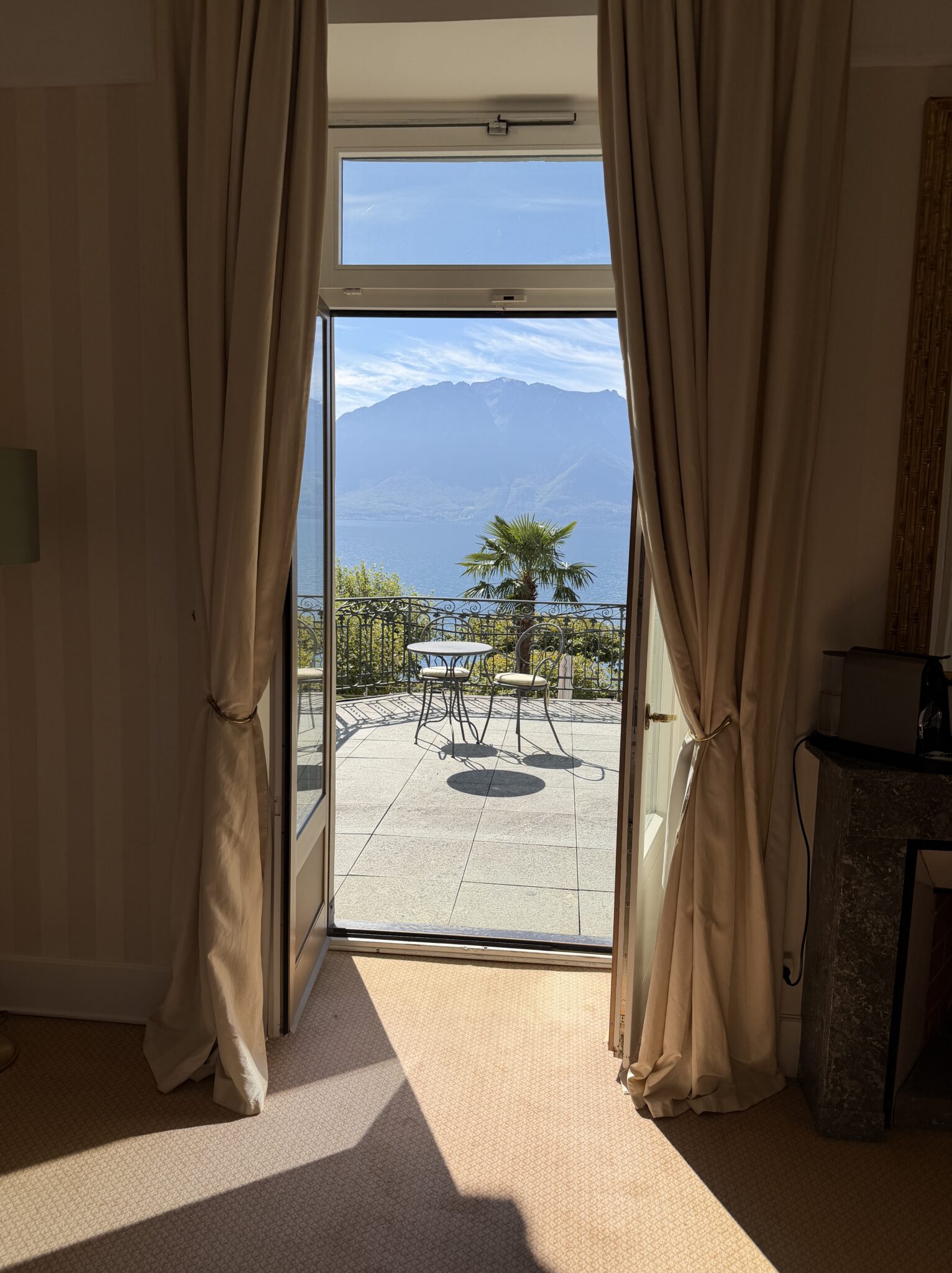 Hotel des Trois Couronnes in Vevey – A Timeless & Luxurious Palace on the Shores of Lake Geneva | Review by Swiss Influencer Bella Zofia | The #1 Hotel in Vevey. 10 Nestled on the Swiss Riviera in Vevey, Hôtel des Trois Couronnes represents a blend of heritage, luxury, and serenity. Facing the shimmering waters of Lake Geneva with the Alps towering beyond, it offers guests more than just a place to stay—it offers an experience steeped in culture, elegance, and personalised comfort. I stayed in the hotel with my husband, and I wanted to focus on a wellness stay, filled with spa time, massages and rejuvenating time by the lake. It turned out that it was the perfect location for this style getaway. A place that is tranquil, yet elegant, beautiful and with this beautiful Palace aura.