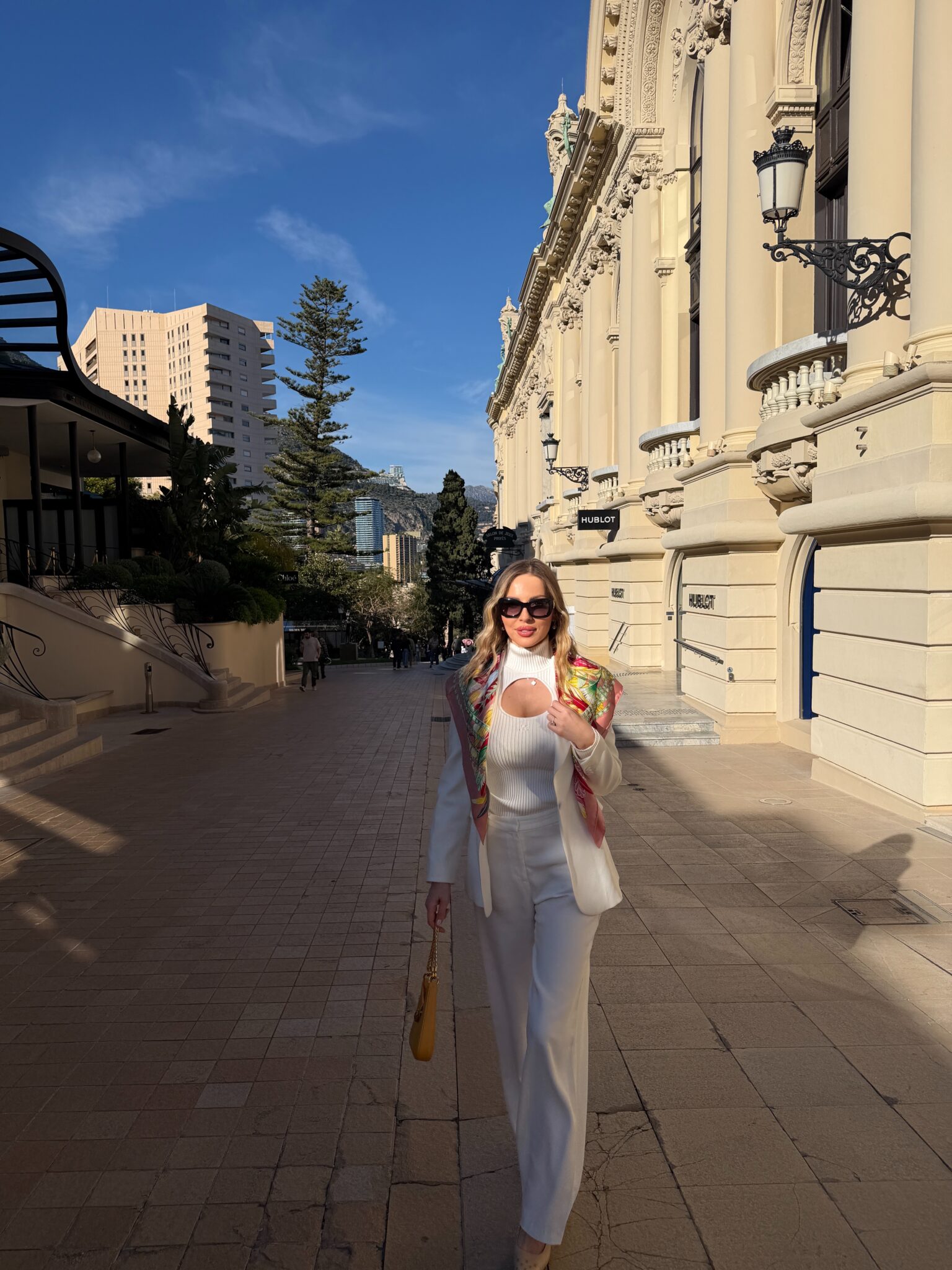 7 Effortless Luxury Looks to Wear in Monte-Carlo. Monaco Diaries during Rolex Monte-Carlo Masters. 4 7 Effortless Luxury Looks to Wear in Monte-Carlo. Monaco Diaries during Rolex Monte-Carlo Masters.