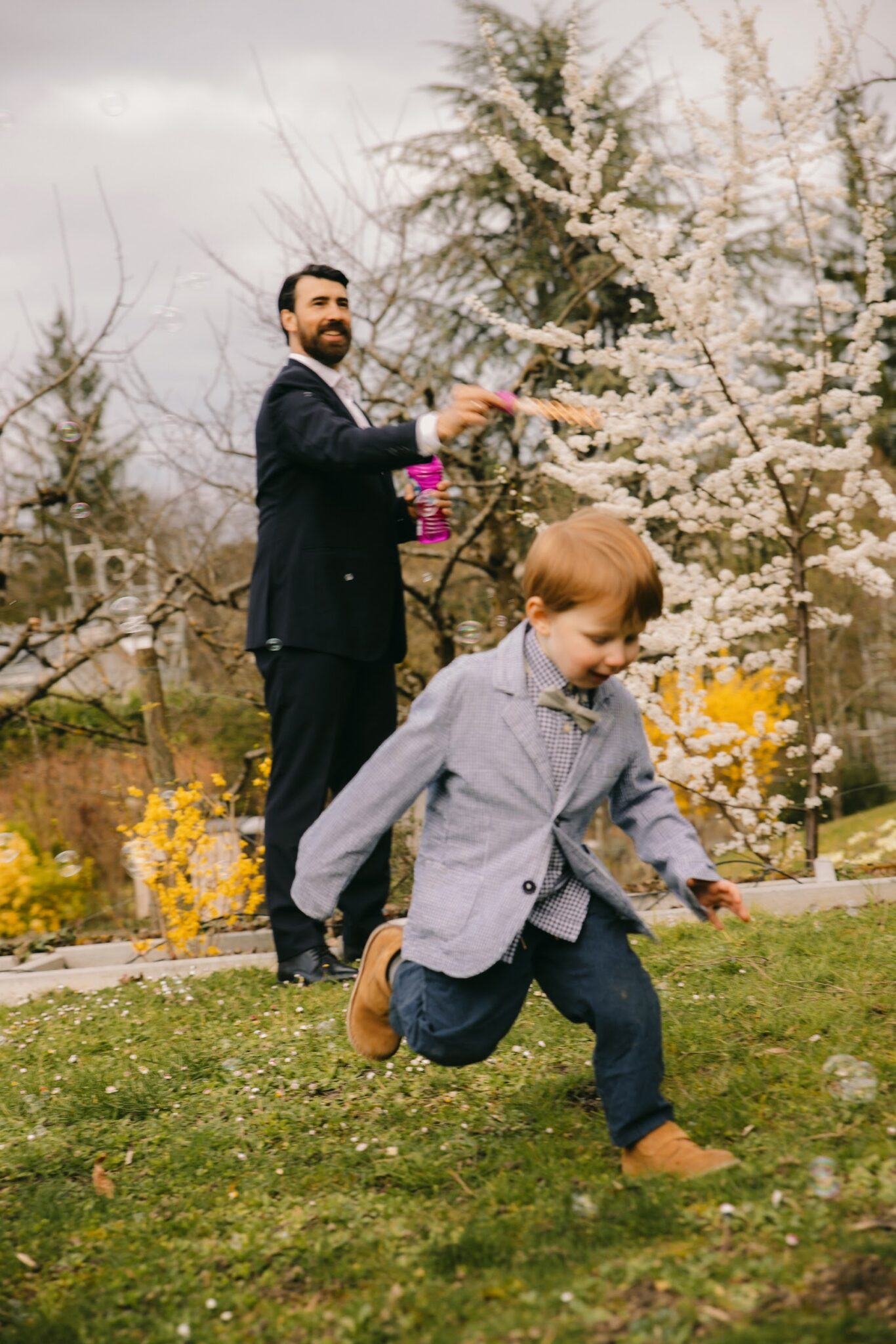 From Garden to Table: 10 Elegant Family Photoshoot Ideas You’ll Want to Copy in 2026. Bella Zofia's family album. 18 From Garden to Table: 10 Elegant Family Photoshoot Ideas You’ll Want to Copy in 2026. Bella Zofia's family album.